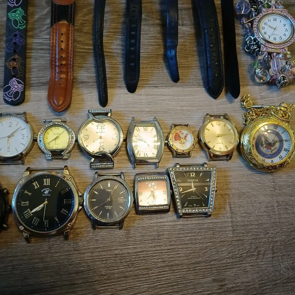 Huge Watch Lot of 50+ Mixed Brands Vintage & Modern Parts/Repair Untested-Box Z2